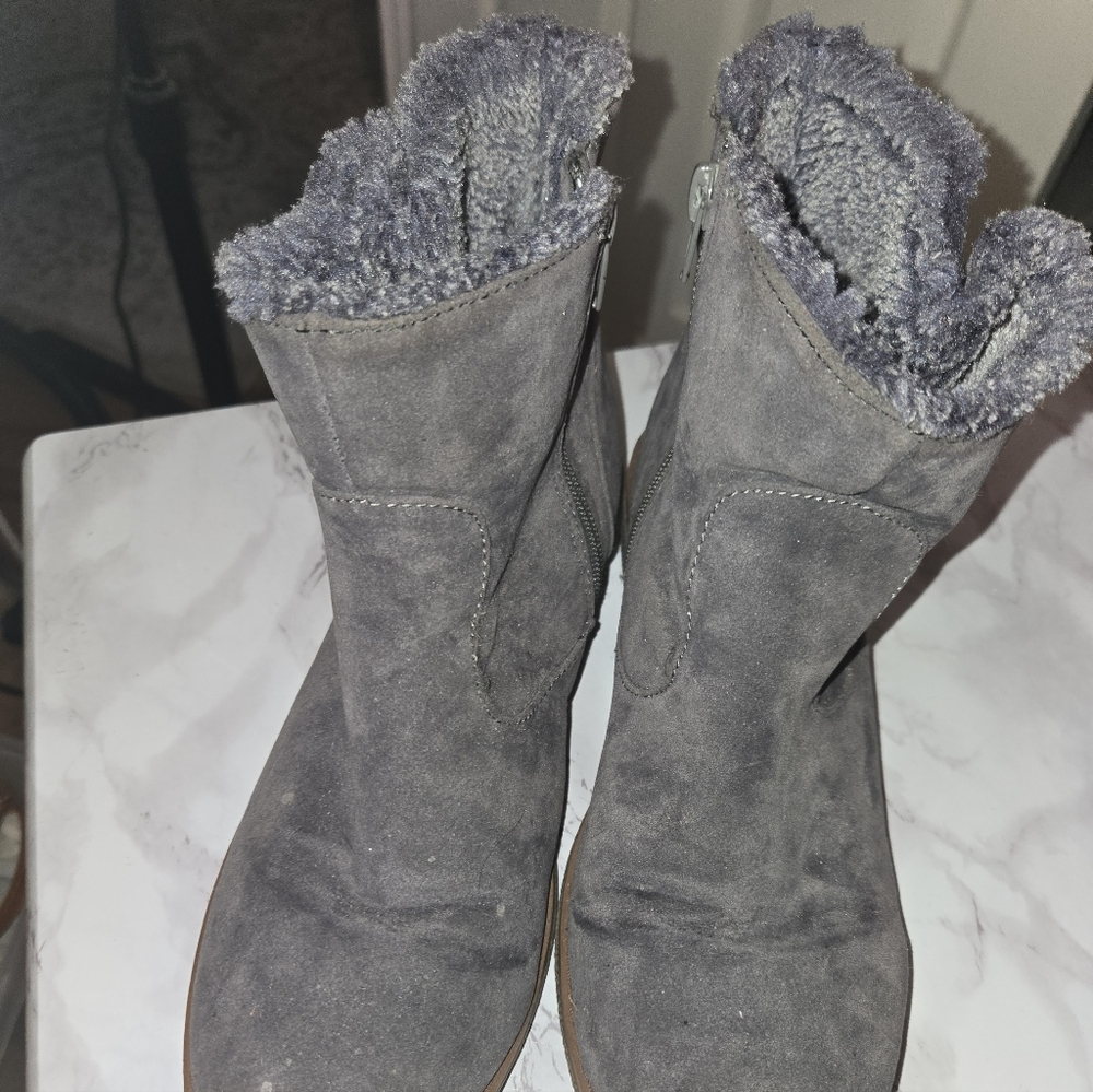 Rocketdog Gray Suede Women's Boots